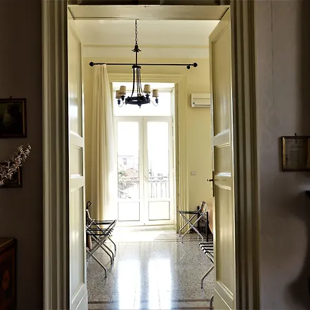 شقة Al Teatro Massimo