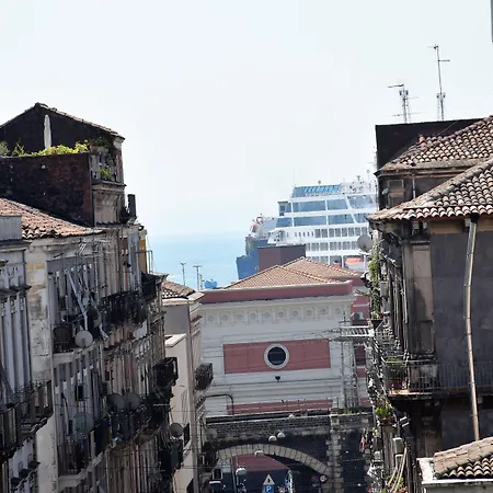 Al Teatro Massimo 4* Katánie